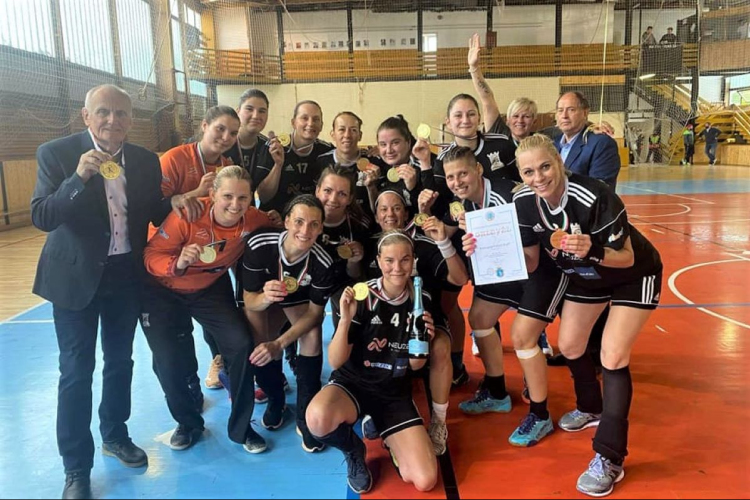 Bajnok az Esztergomi Vitézek RAFC női kézilabda csapata