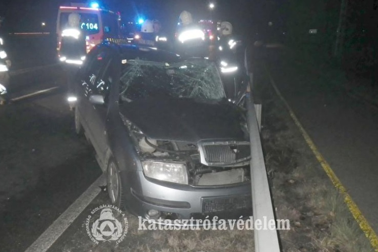 Többen is megsérültek a Táti úti balesetben - FOTÓK