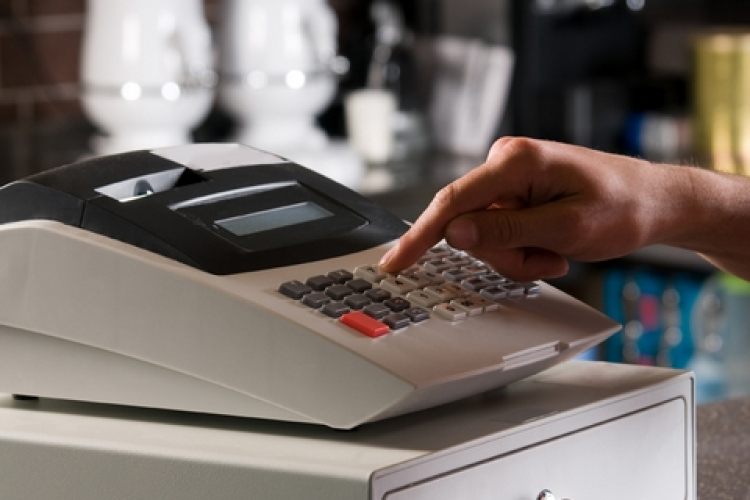 2,8 milliárd átvállalását kérték az államtól a kereskedők