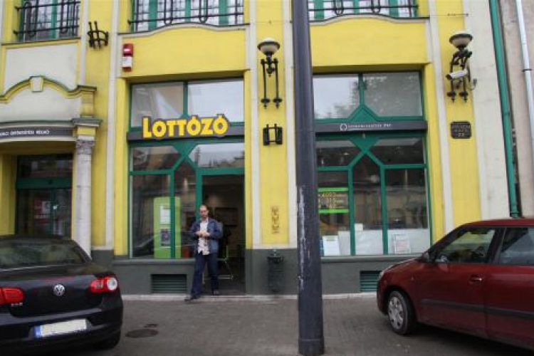 Új rendszerbe kötik a lottózókat