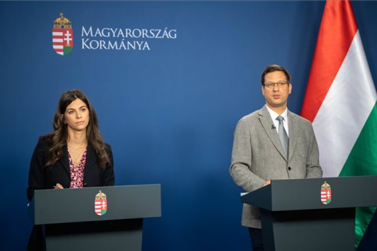 Vidéken eltörlik a kijárási korlátozást, lazább szabályok jönnek