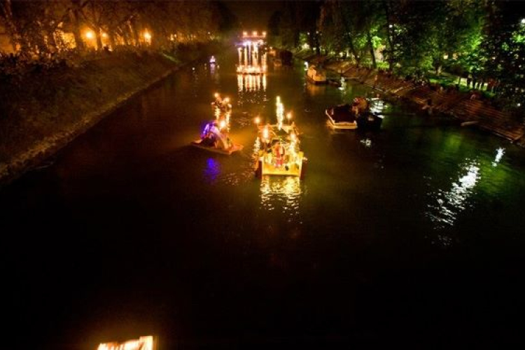 Várja a jelentkezőket a Lampionos Hajós Felvonulás! + FESZTIVÁLPROGRAM