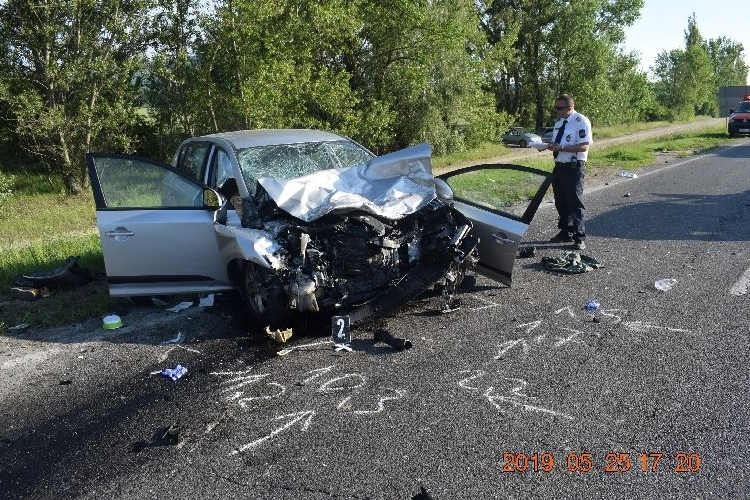Újabb infók és FOTÓK a szörnyű táti úti balesetről