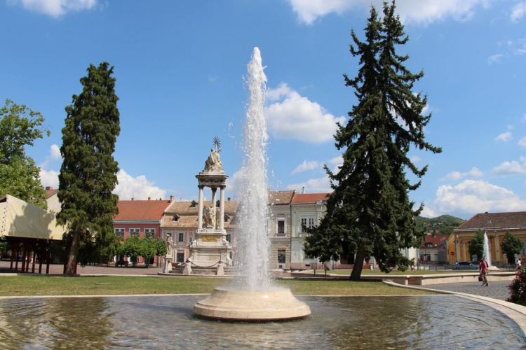 Újra működnek Esztergom szökőkútjai - FOTÓK