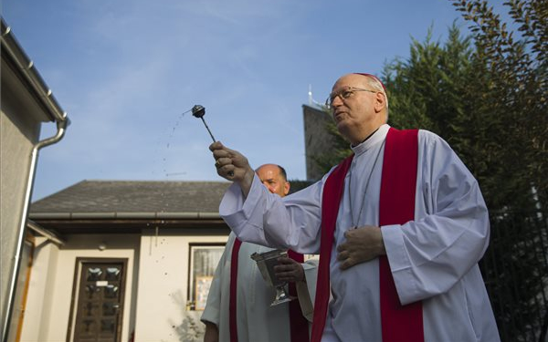 Elkészült a Boldog Ceferino Roma Misszió és Caritas Ház - FOTÓK