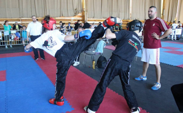 Bajnoki címek után vb-re mehetnek az esztergomi kick-boxosok
