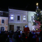 Minden gyereket köszöntött a főtéri Mikulás