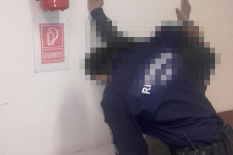 Éjjeli besurranó tolvajt fogtak az esztergomi rendőrök