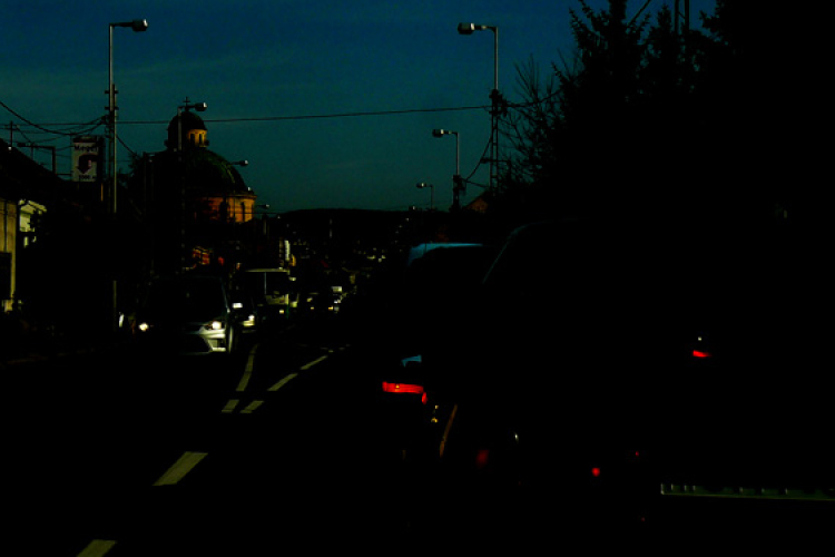 Folytatódik a közvilágítás kikapcsolása Esztergomban – jogszerűtlen?