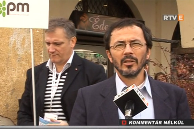 „Egykulcsos adó a Fidesz ősbűne” – Együtt-PM sajtótájékoztató Esztergomban