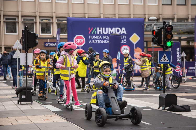 Esztergomba érkezik a HUMDA Road Safety