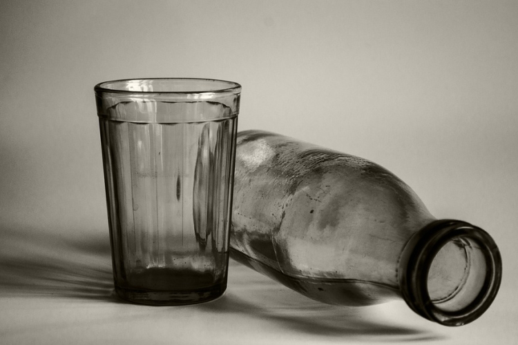 Szerepi mérgezés - elhunyt a 18 éves, 3 gyermekes nő