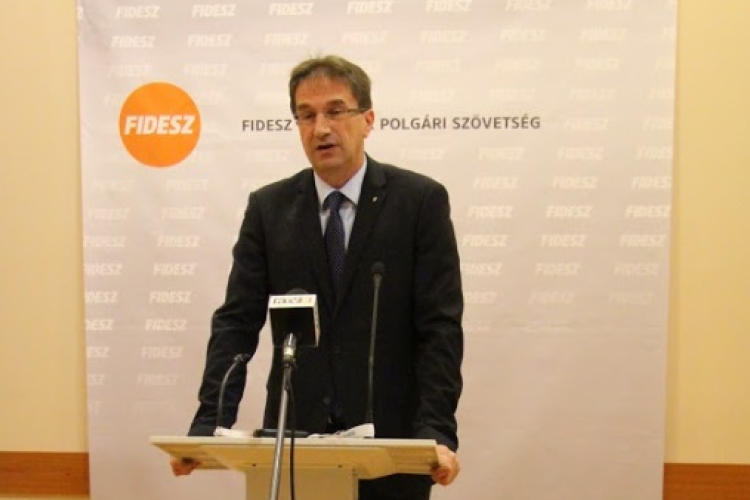 Völner Pál: a családok az elsők!