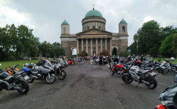 Több mint félmillióval többet gyűjtöttek az angyali motorosok