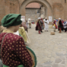 Egyedülálló török kori esküvővel nyitotta a szezont a Vár