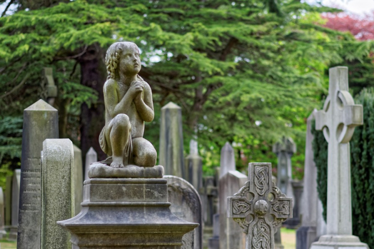 A fiatalok jobban félnek a haláltól, mint az idősek egy kutatás szerint