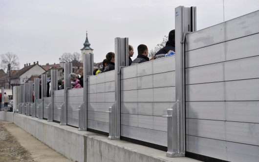 Több mint egymilliárdból készül Visegrádon mobilgát