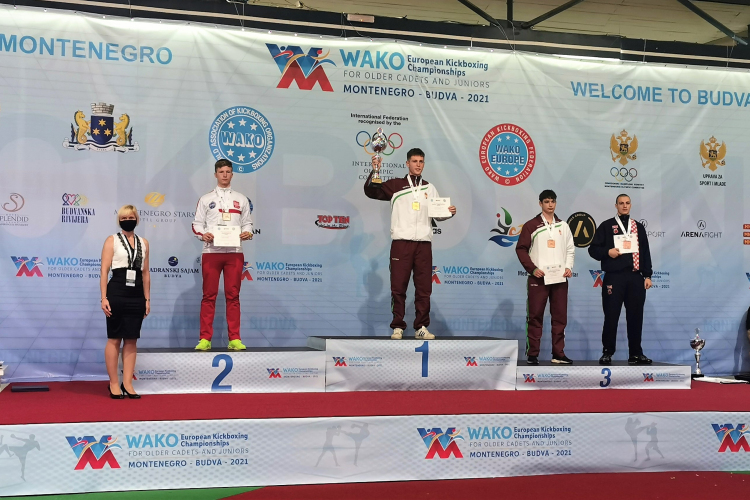 Óriási siker! Európa-bajnok az esztergomi kick-boxos Kovács Marcell
