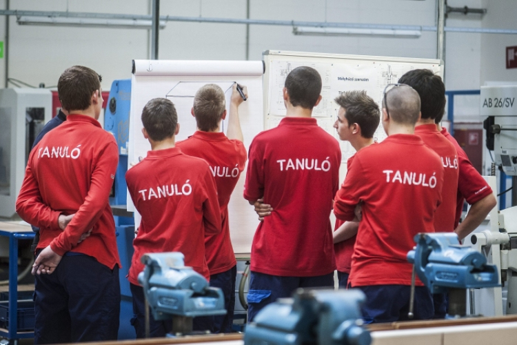 Új szakképzési centrum alakul Esztergomban