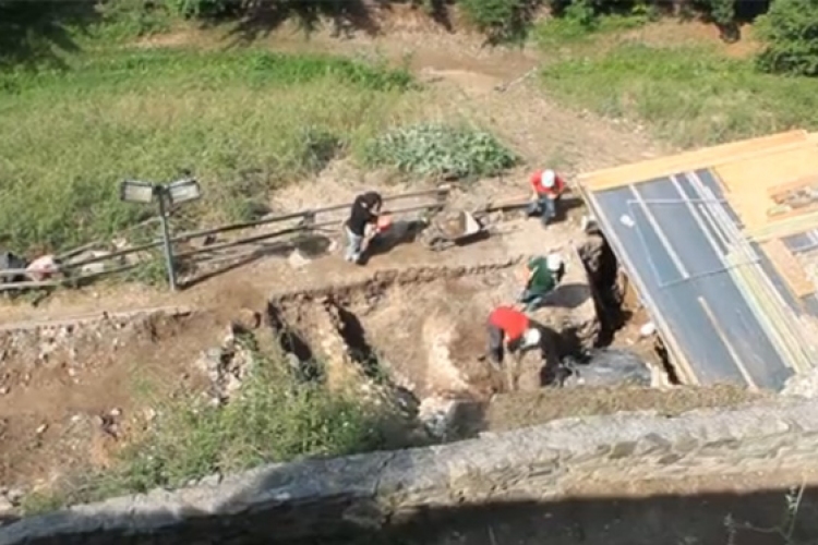 Szenzációs régészeti leletek kerültek elő Esztergomban – VIDEÓ