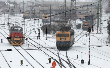 Havazás: minden vonat közlekedik, de több késik