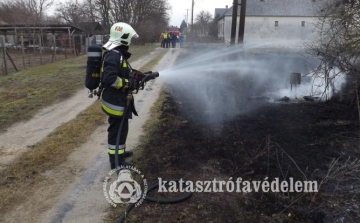 Sorban csaptak fel a lángok térségünkben