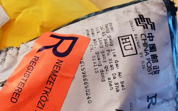 NAV: július 1-től hatályba lép a 3 eurós uniós vámszabály