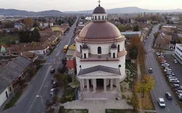 Csodás a megújult Kerektemplom felülről is - LÉGI VIDEÓ