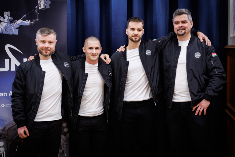 Közülük kerül majd ki a második magyar űrhajós