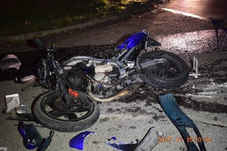 Súlyosan megsérült a motoros a szabálytalan kisbuszos miatt - Lezárták a nyomozást