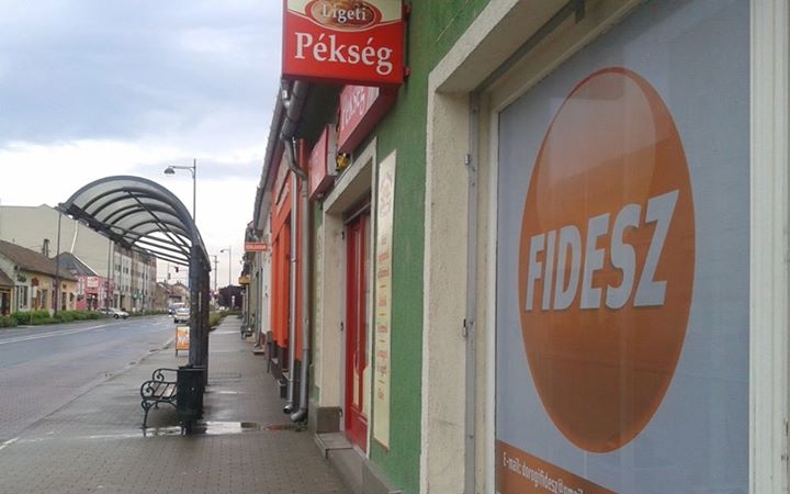 Megnyílt a Fidesz új dorogi irodája