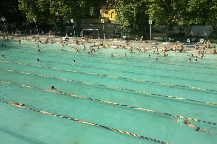 Újra buborék nélkül az esztergomi strand - érdekességek