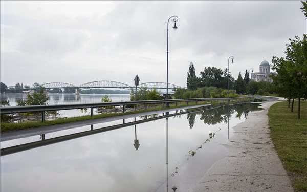 Kiemelt nagyprojekt Esztergom árvízvédelmi fejlesztése