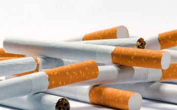 Csökkent a dohányzás a fiatalok és a felnőttek körében is