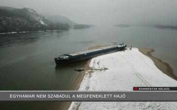 Még sokáig a zátony rabja a megfeneklett hajó – VIDEÓ