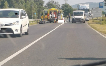 Újabb információk a táti úti motoros balesetről