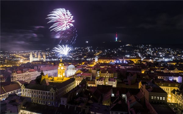 Sok tűzesetet okoztak a tűzijátékok