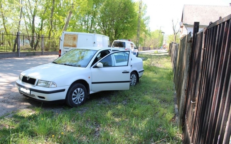 Sorban lopták el a kocsikat Kertvárosban - FOTÓKKAL
