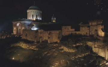 Gyönyörű éjjel az esztergomi Bazilika - LÉGI VIDEÓ