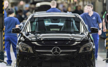 10 napra leállt a kecskeméti Mercedes-gyár