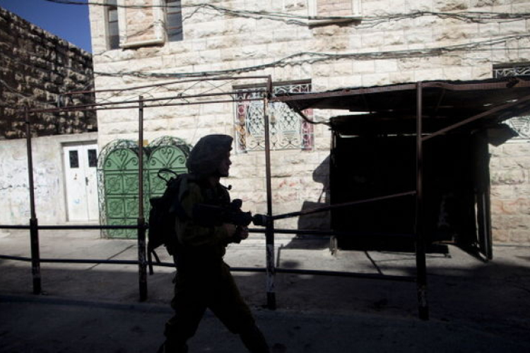 Az izraeli hadsereg merénylők házait rombolta le