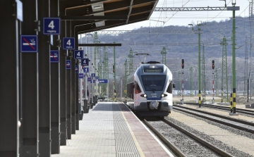 Folytatódik Esztergom térségében a vasúti és a buszközlekedés összehangolása 