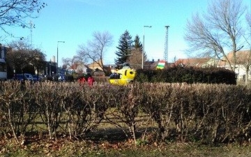 Mentőhelikopter érkezett Esztergomba