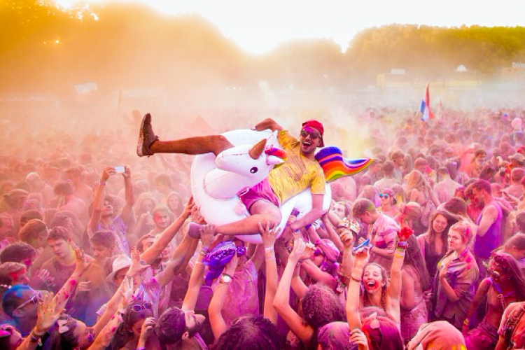 Világsztárok, nagy kedvencek, kurrens csemegék