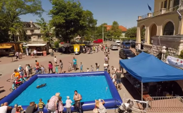 Ilyen volt a dorogi Gyereknap felülről - LÉGI VIDEÓ