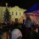 Minden gyereket köszöntött a főtéri Mikulás