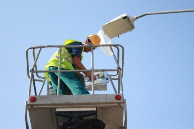 Hol nincs közvilágítás Esztergomban? - Gyűjtsük össze!