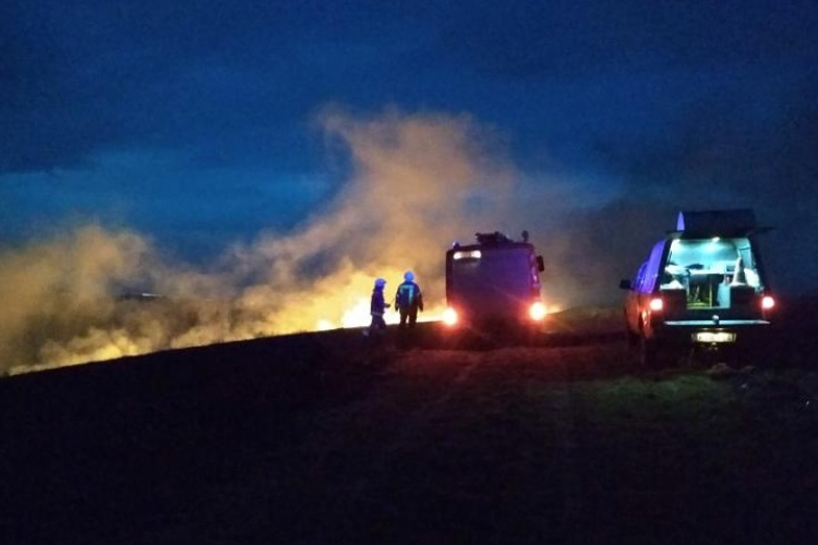 Kétszer is lángolt a tarló, ugyanoda siettek az esztergomi tűzoltók