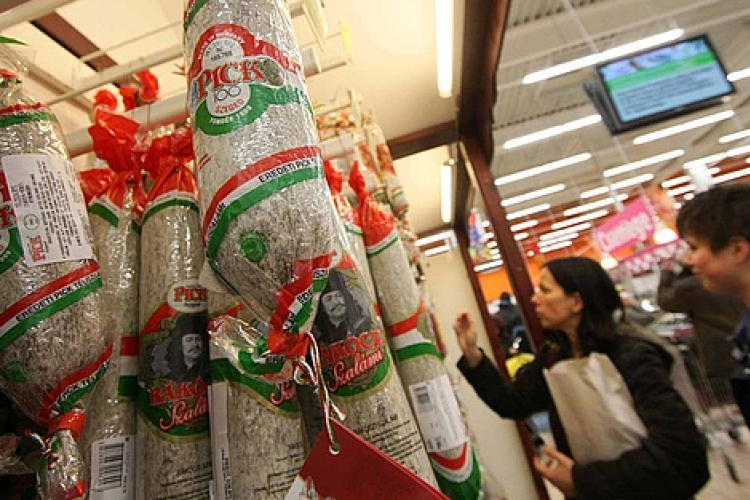 Megnyílt az első hungarikum üzlet