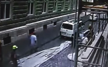 Agresszív esztergomi gázolót keres a rendőrség – VIDEÓ